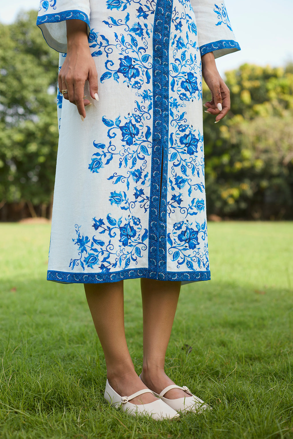 Elegant Capri Blue Midi Dress for Women