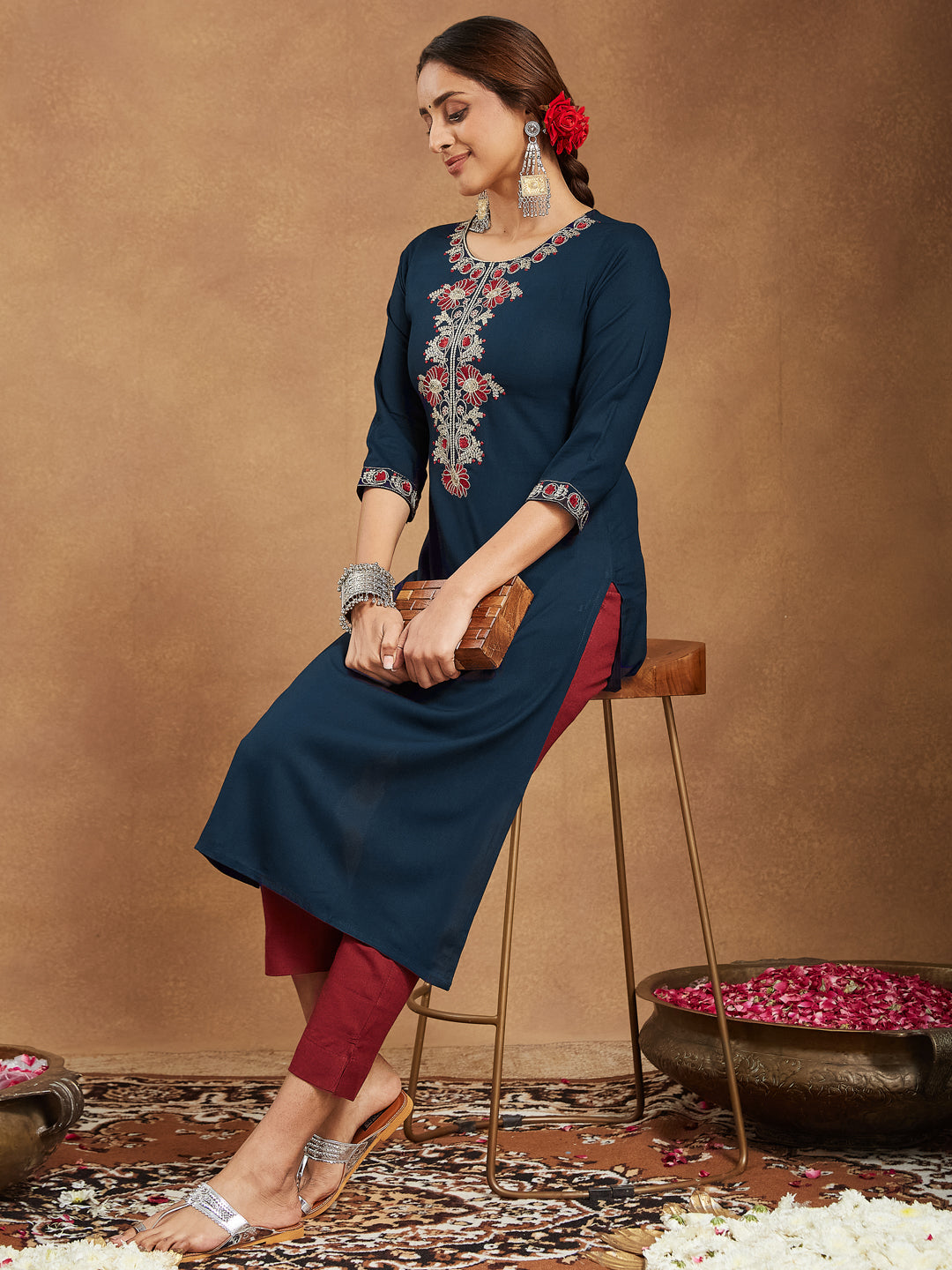 Midnight Elegance Navy Embroidered Kurta